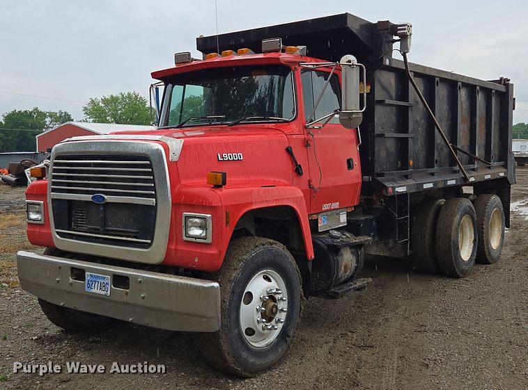 Image of Ford L9000 Primary image