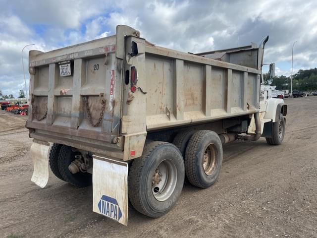 Image of Ford L9000 equipment image 2