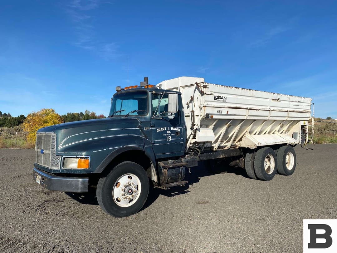 Image of Ford L9000 Primary image