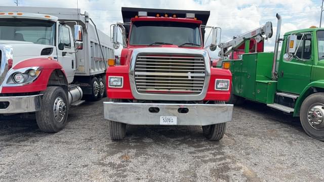 Image of Ford L9000 equipment image 1