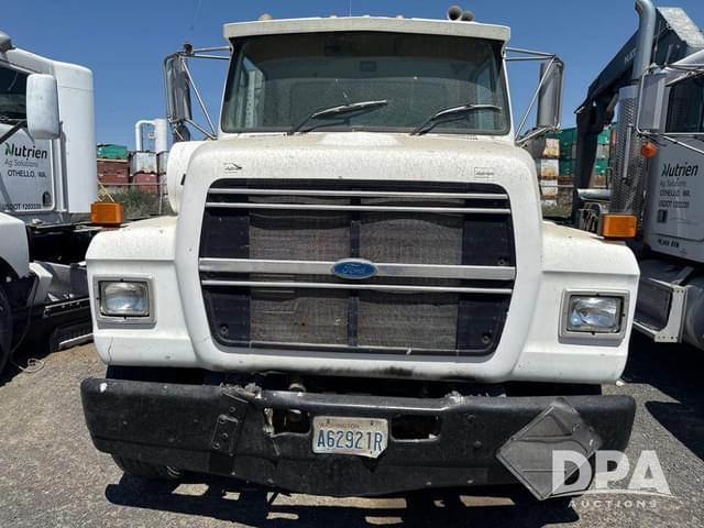 Image of Ford L9000 equipment image 1