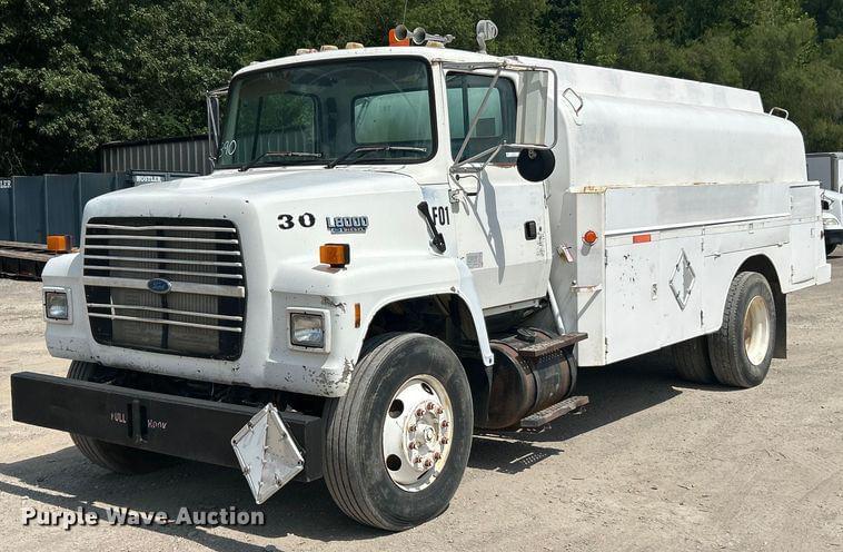 Image of Ford LN8000 Primary image