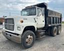 1995 Ford LT8000 Image