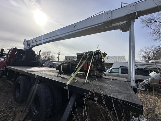 Image of Ford LT9000 equipment image 3