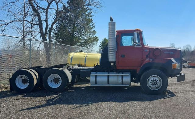 Image of Ford Aeromax L9000 equipment image 3