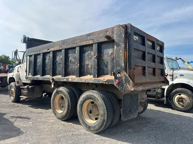 Image of Ford LTS8000 equipment image 3