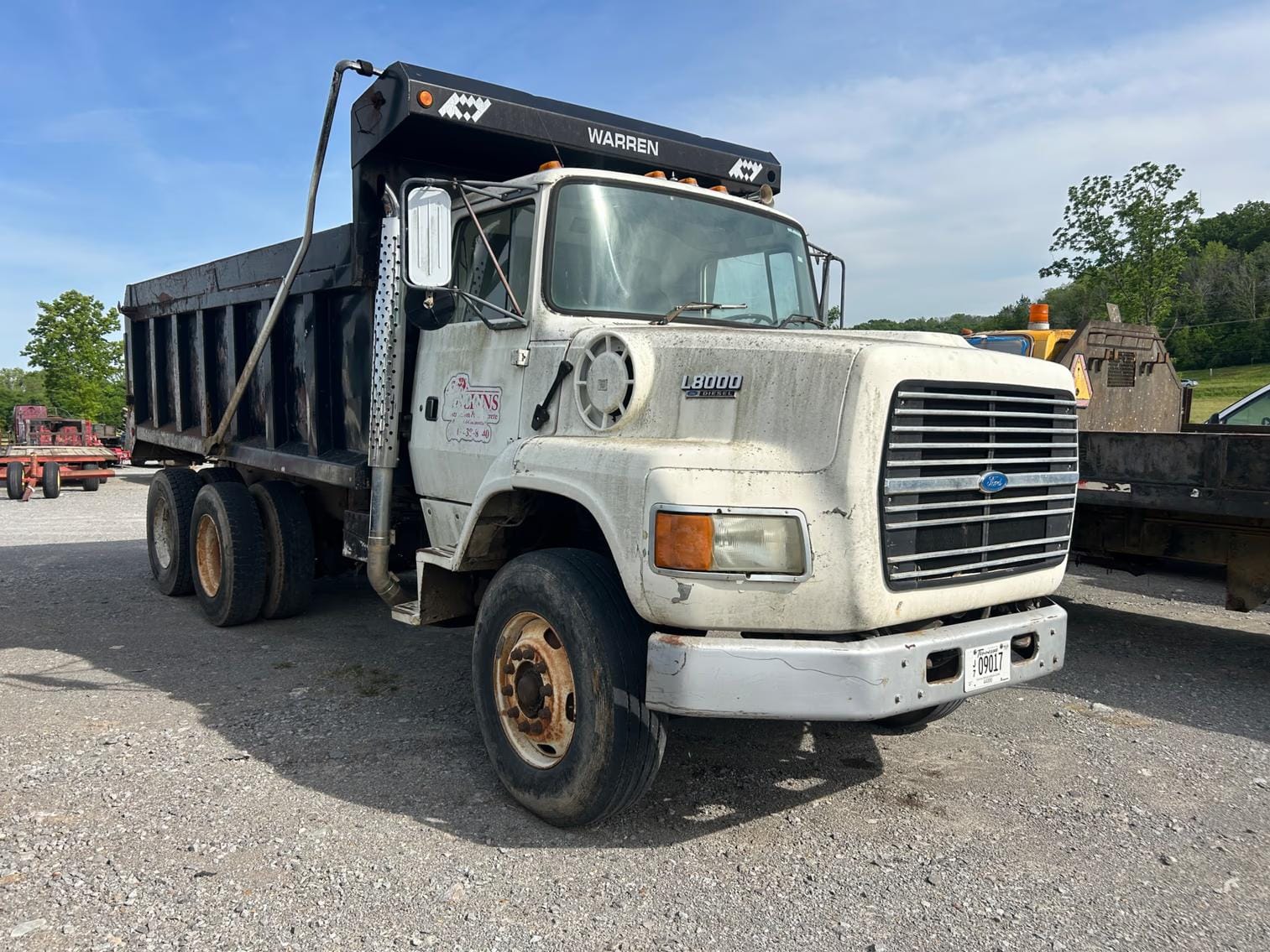 1995 Ford LTS8000 Equipment Image0