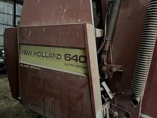 1995 New Holland 640 Equipment Image0