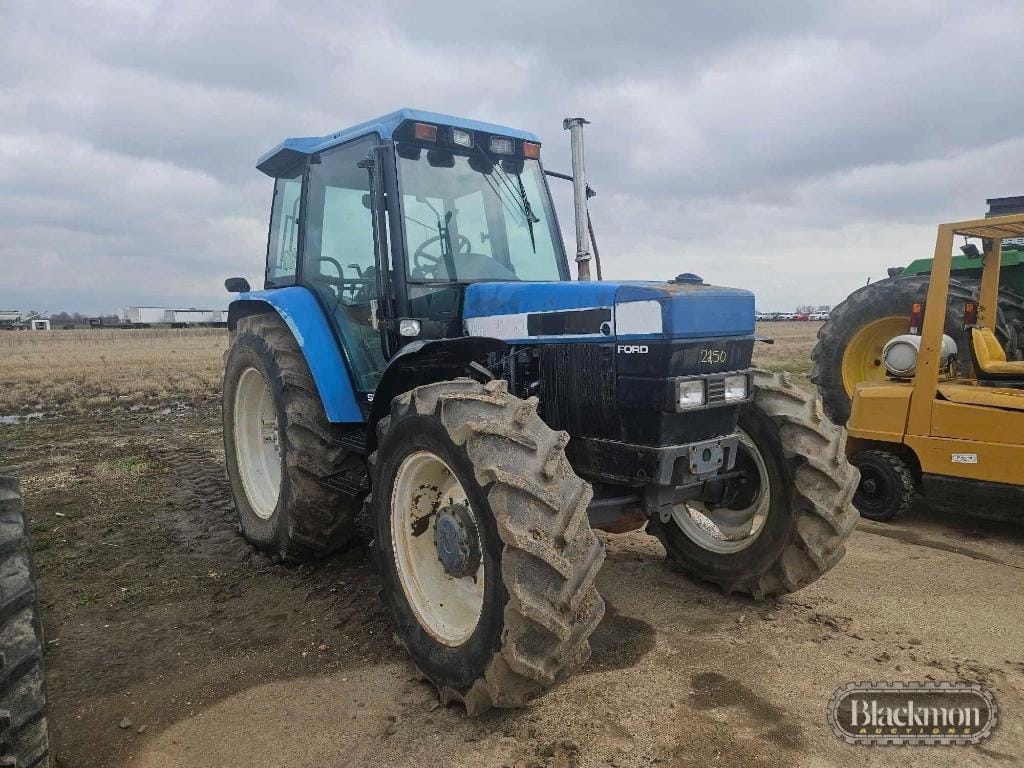 1995 New Holland 7740 Equipment Image0