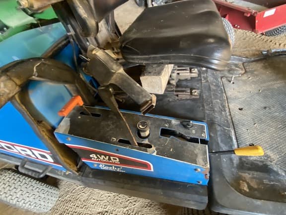 Image of Ford CM274 equipment image 3