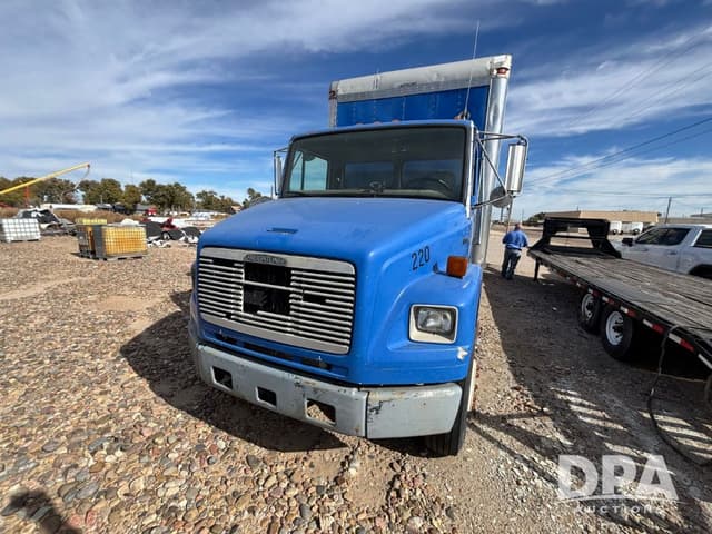 Image of Freightliner FL106 equipment image 1