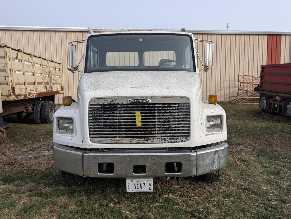 Image of Freightliner FL70 Primary image