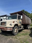 1995 Freightliner FL80 Image