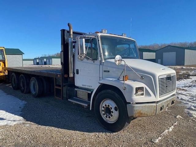 Image of Freightliner FL80 equipment image 2