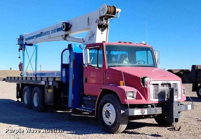 Image of Freightliner FL80 equipment image 2