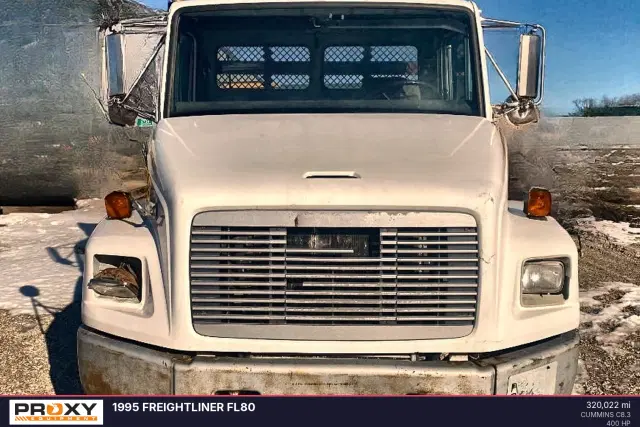 Image of Freightliner FL80 equipment image 1