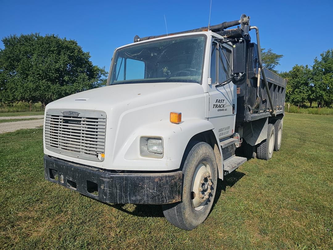 Image of Freightliner FL80 Primary image