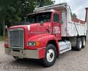 1995 Freightliner FLD112 Image