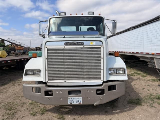 Image of Freightliner FLD112 equipment image 1