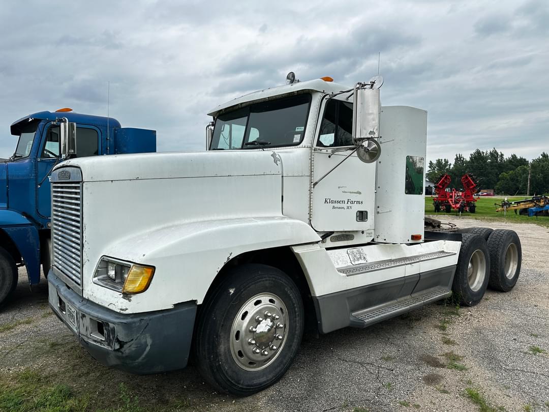 Image of Freightliner FLD120 Primary image