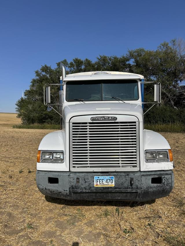 Image of Freightliner FLD112 equipment image 1