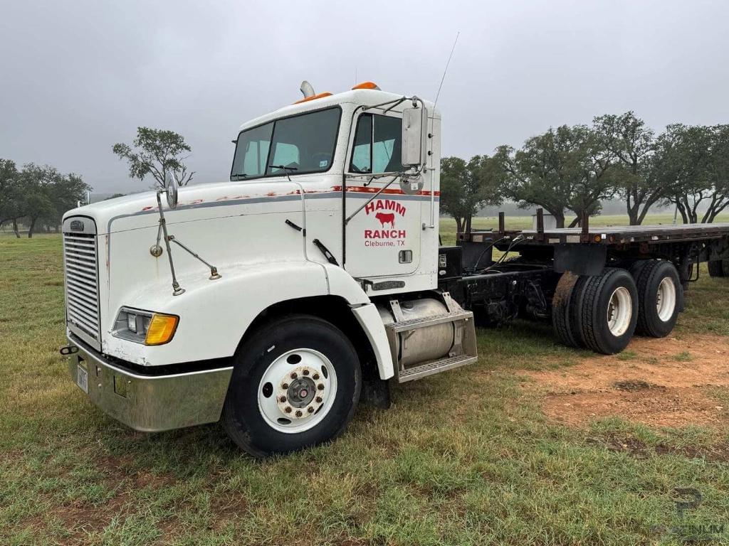 Image of Freightliner FLD112 Primary image