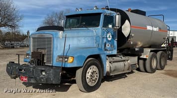 Main image Freightliner FLD-120
