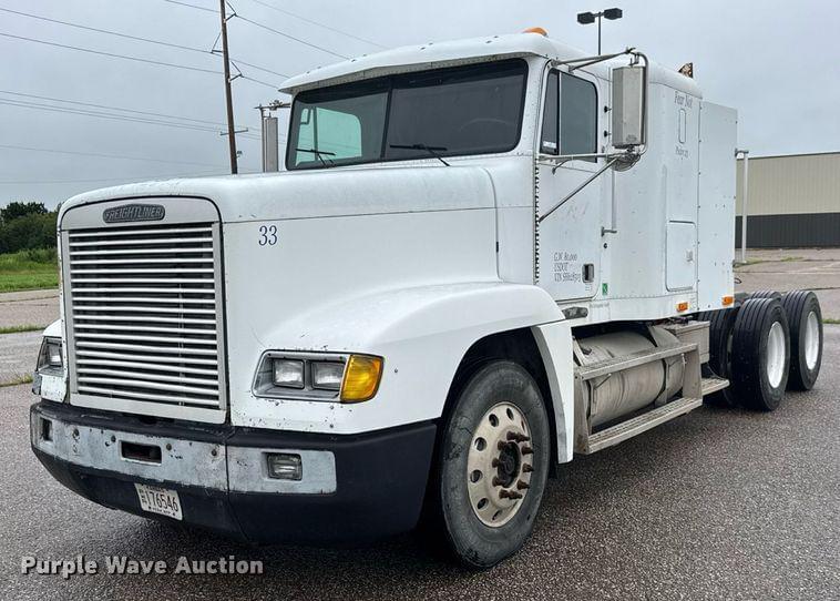 Image of Freightliner FLD120 Primary image