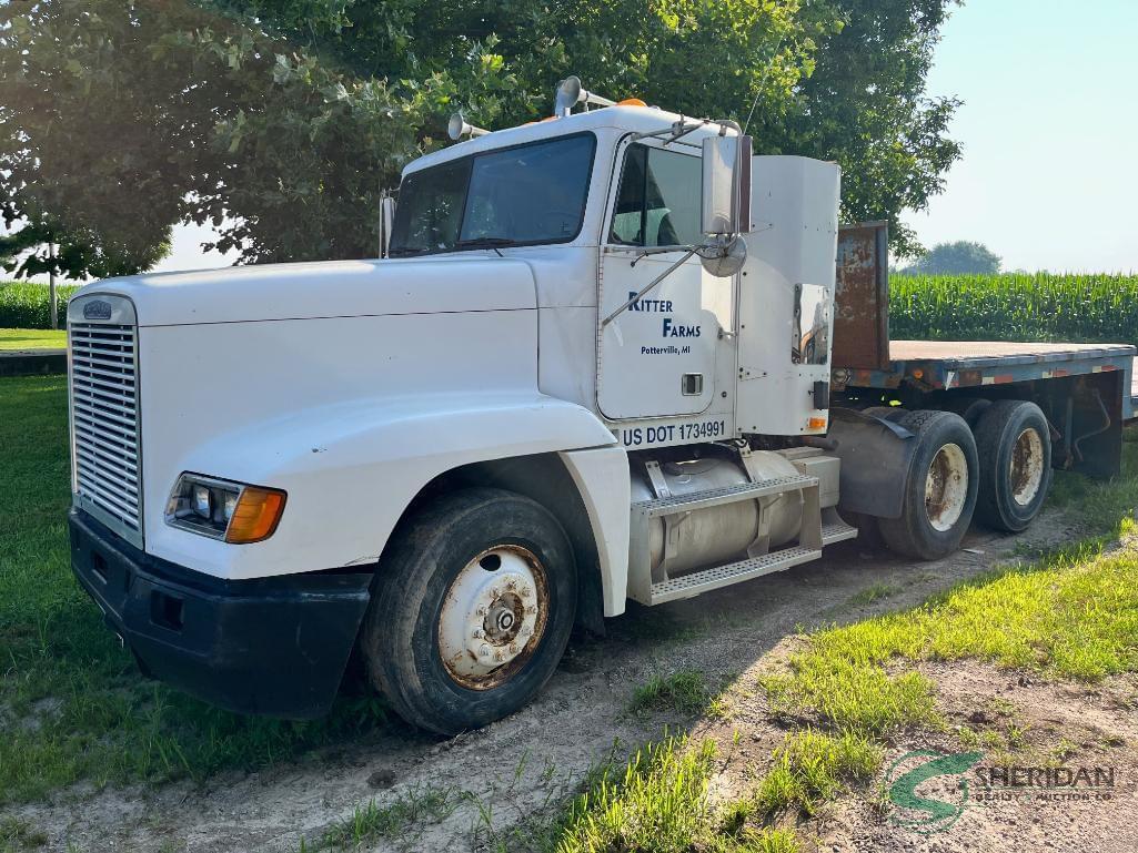 Image of Freightliner FLD120 Primary image