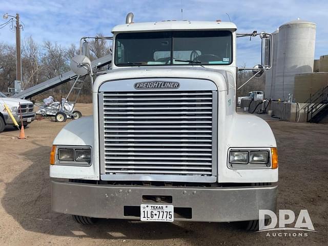 Image of Freightliner FLD12064ST equipment image 1