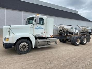 Main image Freightliner FLD