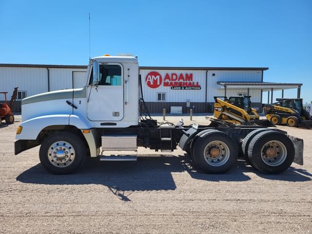 Image of Freightliner Undetermined equipment image 4