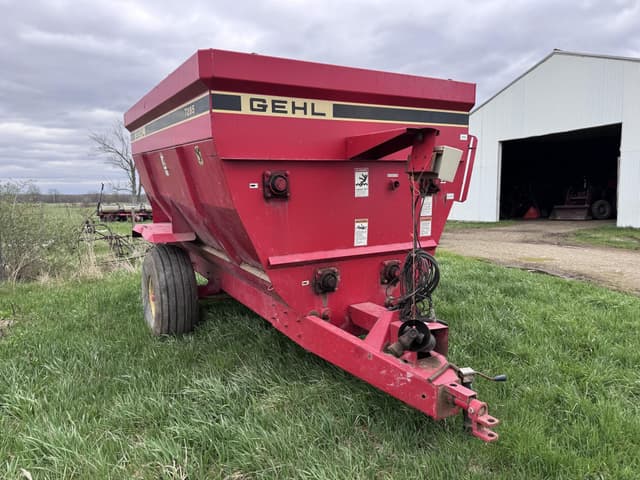 Image of Gehl 7285 equipment image 4