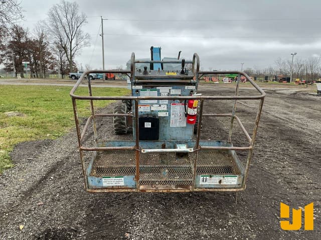 Image of Genie S-40 equipment image 1