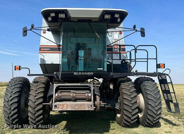 Thumbnail image Gleaner R72 1