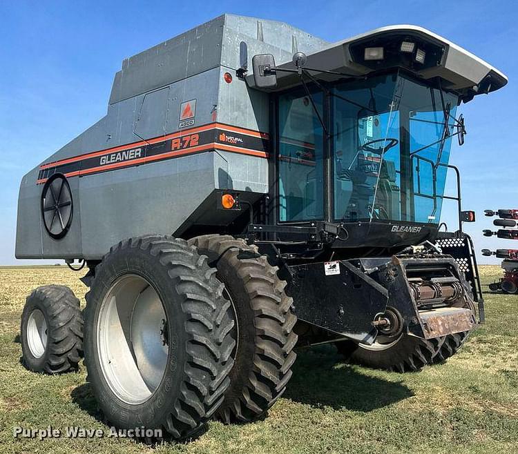 Main image Gleaner R72 3