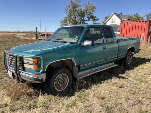 Image of GMC 1500 equipment image 2
