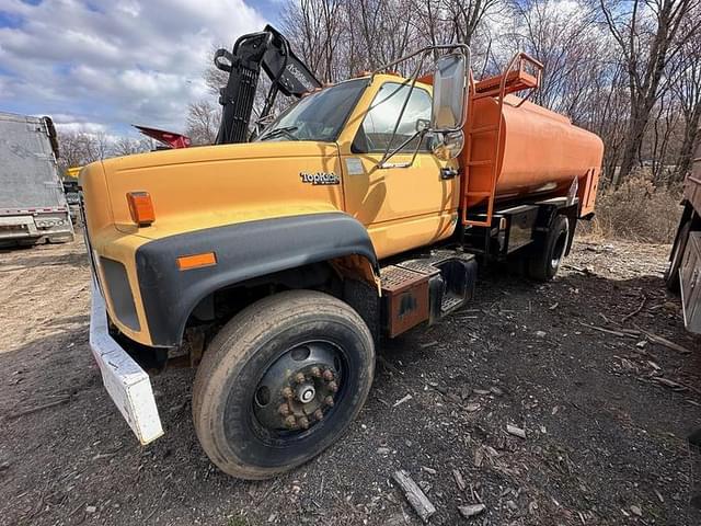 Image of GMC Topkick C7500 equipment image 4