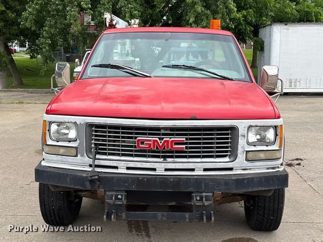 Image of GMC 2500 equipment image 1