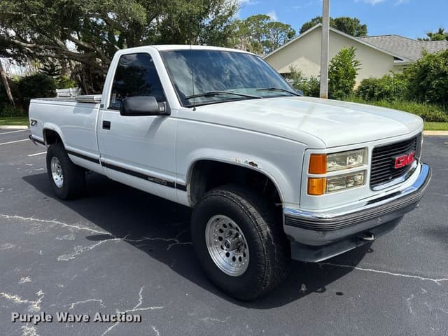 Image of GMC 1500 equipment image 2