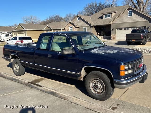 Image of GMC 2500 equipment image 2