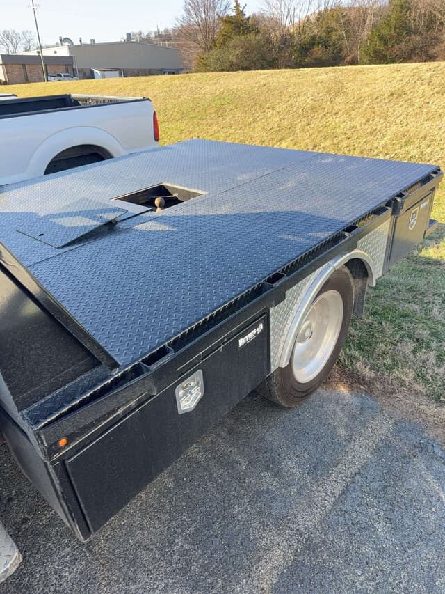 Image of GMC 3500 equipment image 3