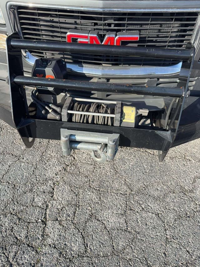 Image of GMC 3500 equipment image 1