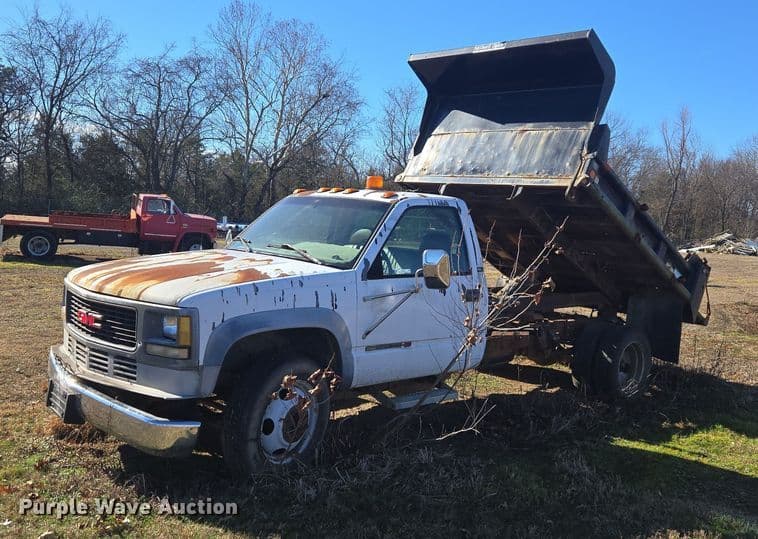 Image of GMC Sierra C3500 Primary image