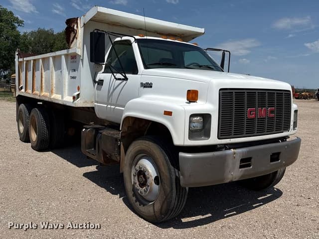 Image of GMC TopKick C6500 equipment image 2
