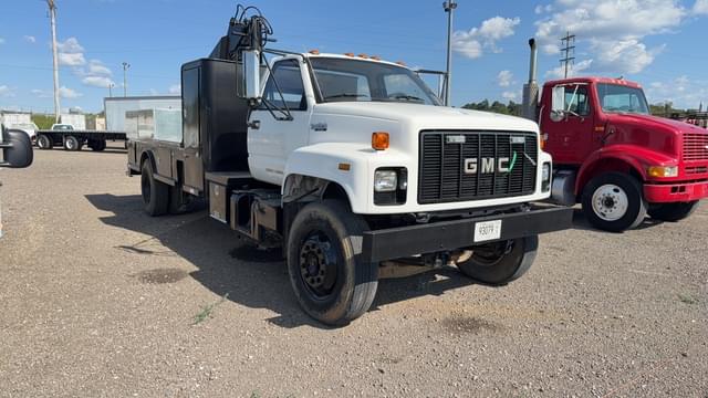Image of GMC Topkick equipment image 2