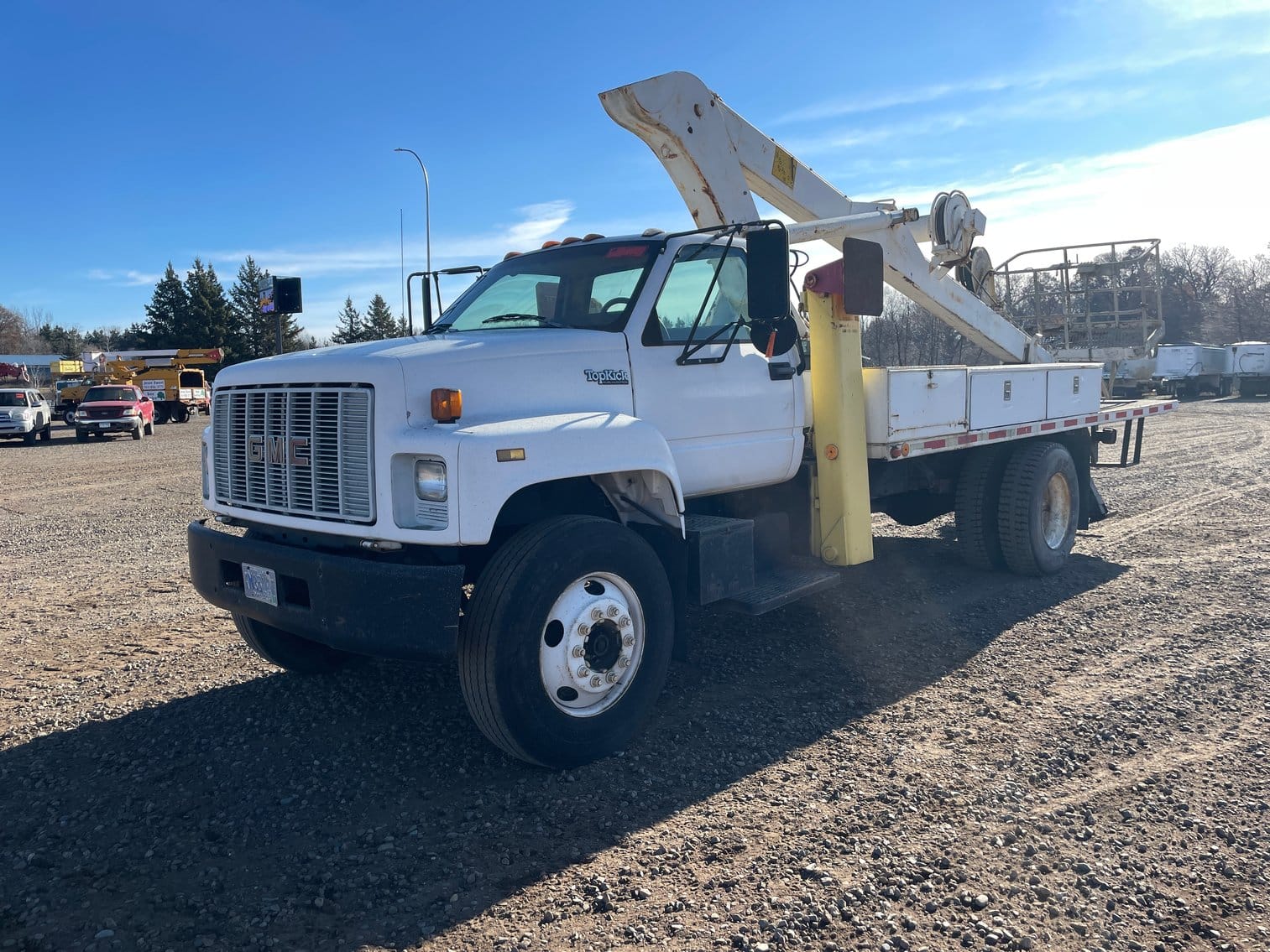 1995 GMC Topkick Equipment Image0