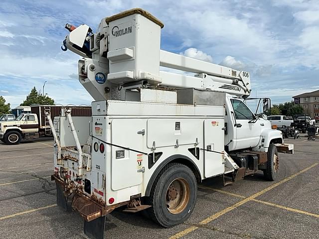 Image of GMC Topkick equipment image 2