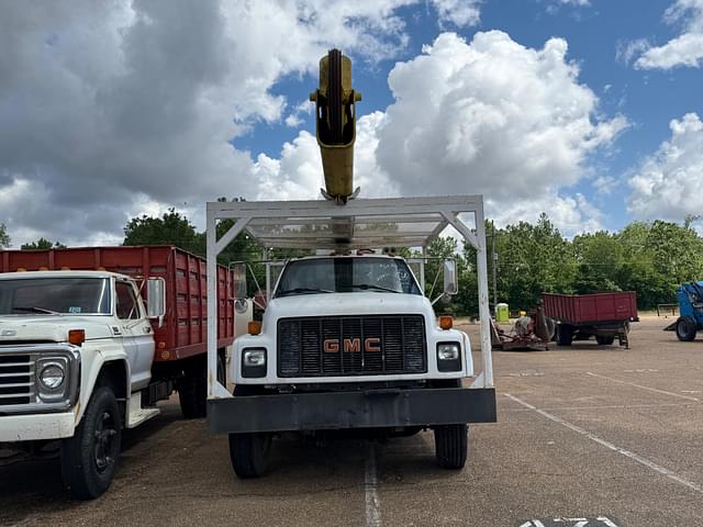 Image of GMC Topkick equipment image 1