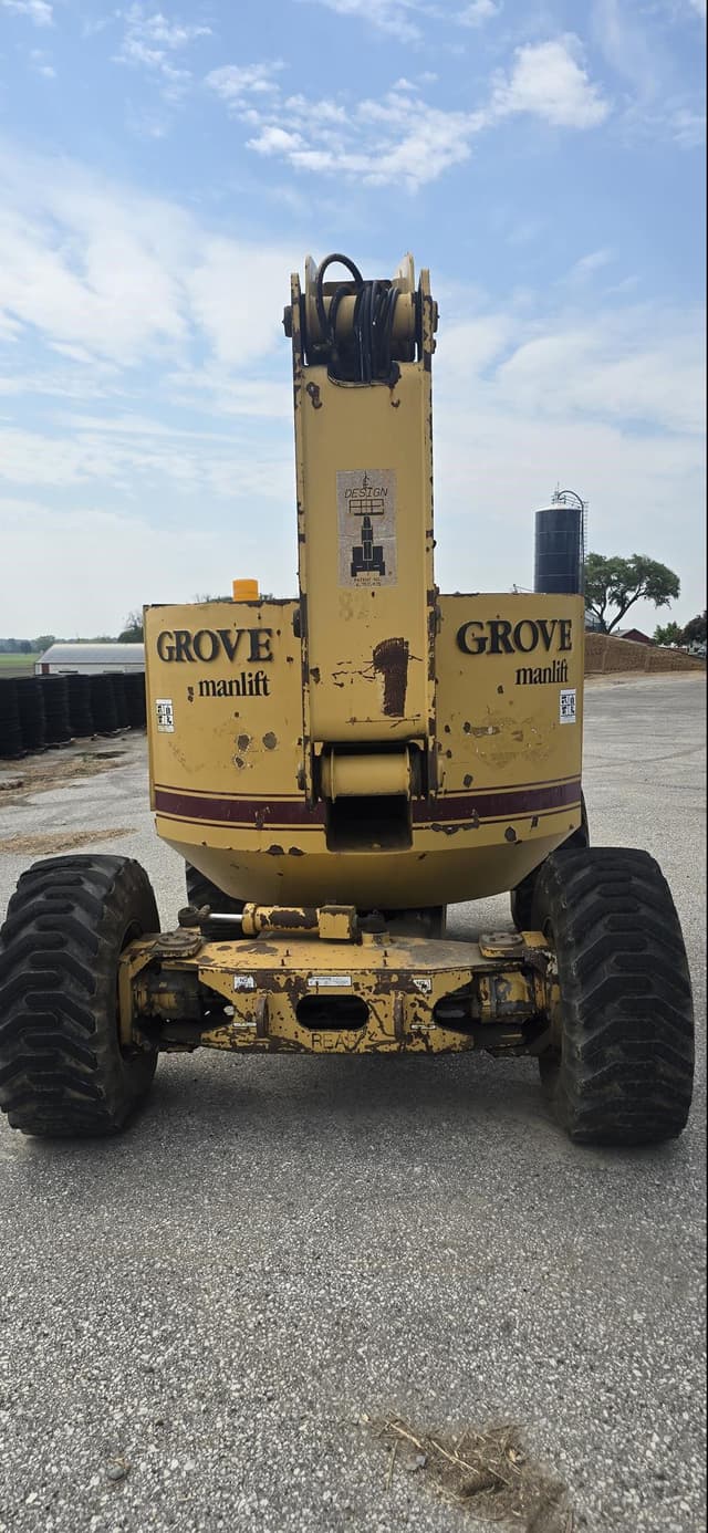 Image of Grove AMZ66XT equipment image 2